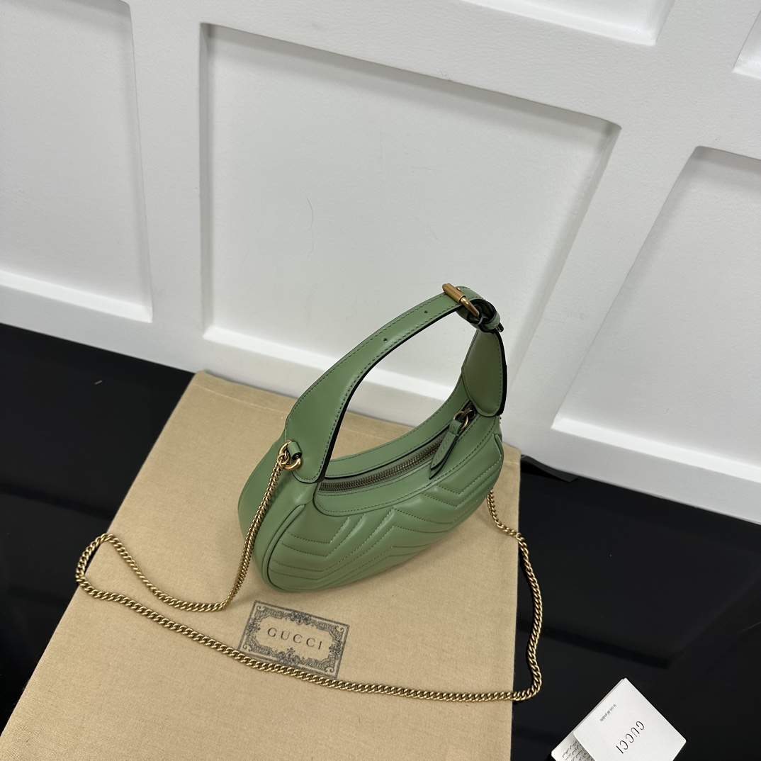 Gucci Hobo Bags